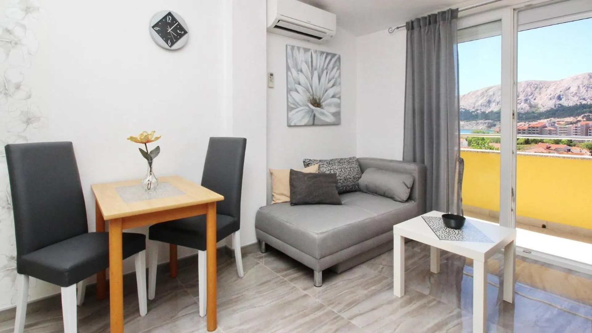 Apartments Brnic Baska  3*, Baska (Krk)