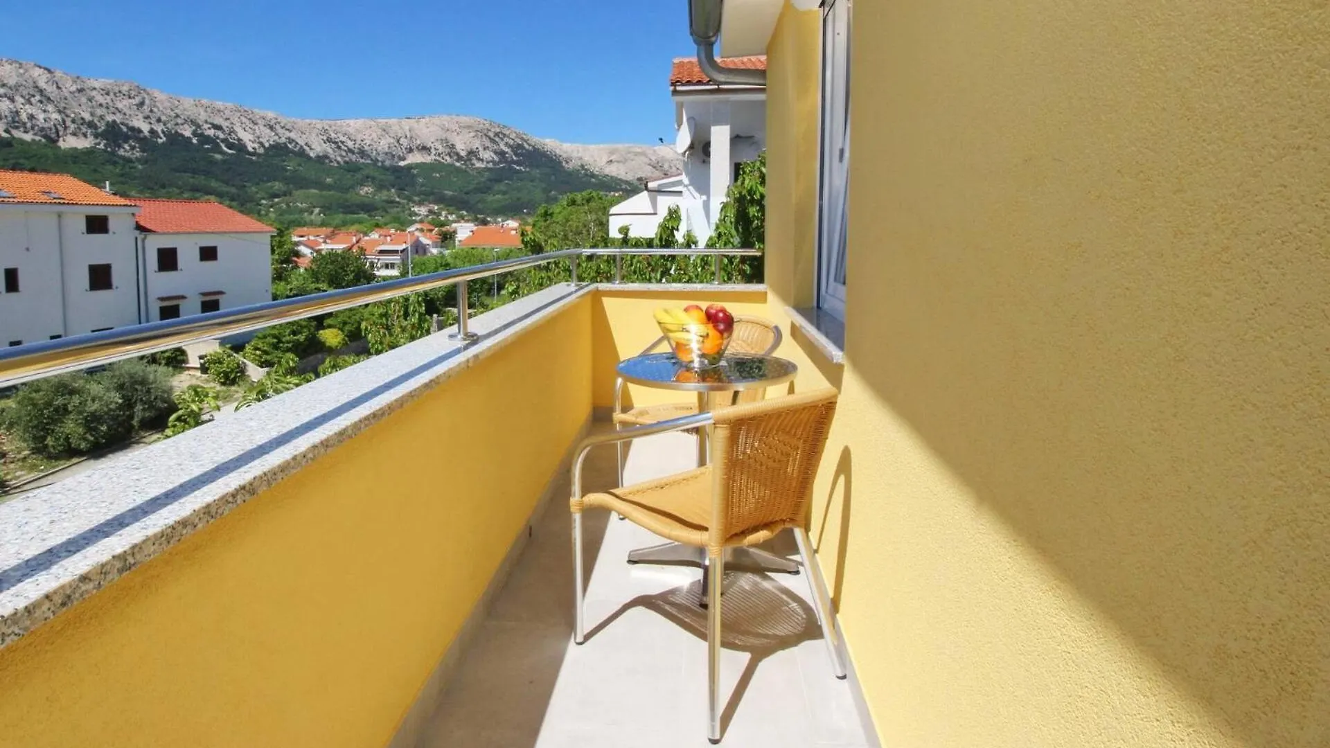 Apartments Brnic Baska  3*, Baska (Krk) Croatia